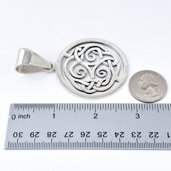 Sterling Silver Silpada Celtic Knot Pendant | Large Round Celtic Knot | Vintage - Picture 6 of 7
